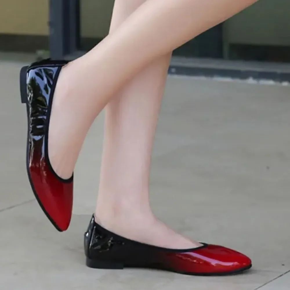 NINE WEST POINTED TOE RED&BLACK OMBRE SLIP-ON FLAT SHOE